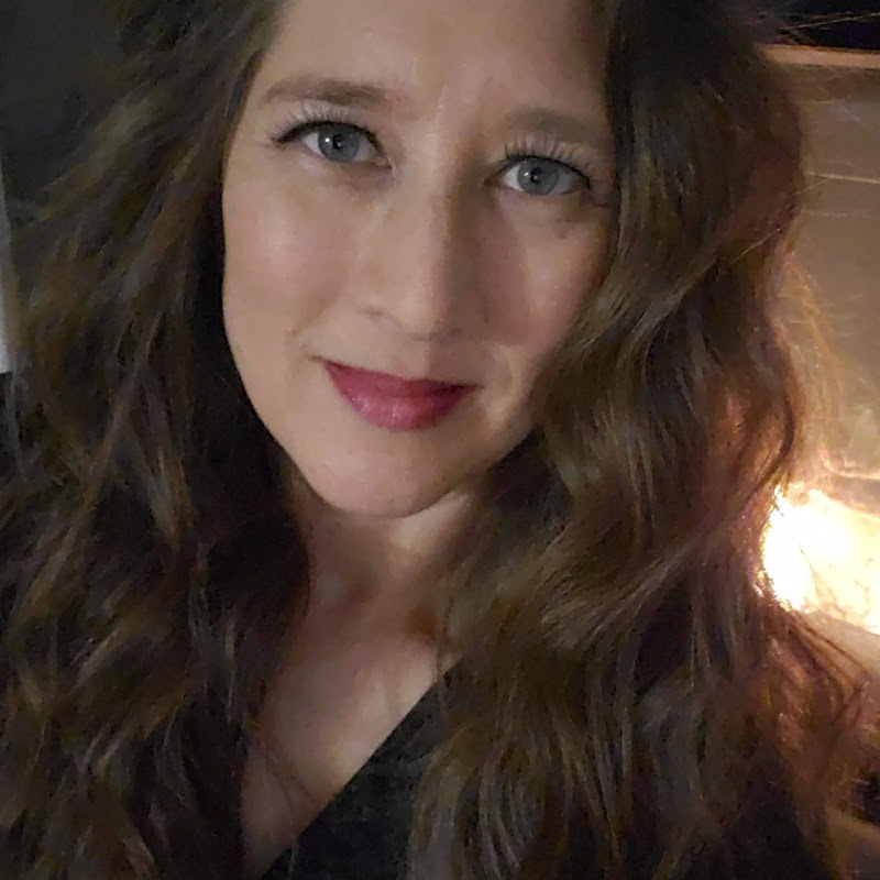 Photo of Michelle Bos
