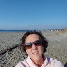 Photo of Lori Vogt