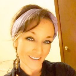 Photo of Ashley Leverton
