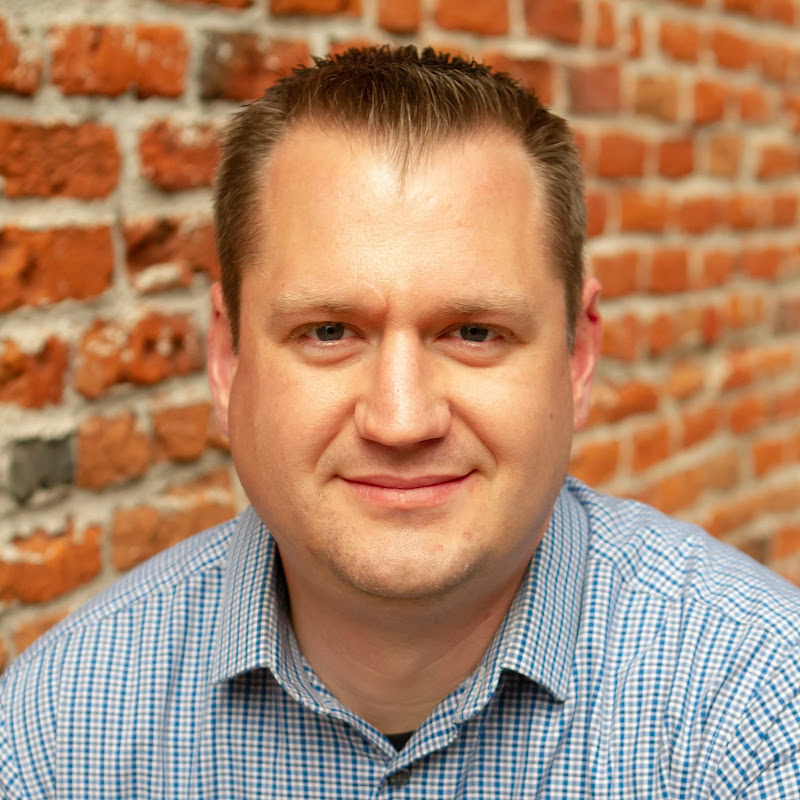 Photo of Joel Morris